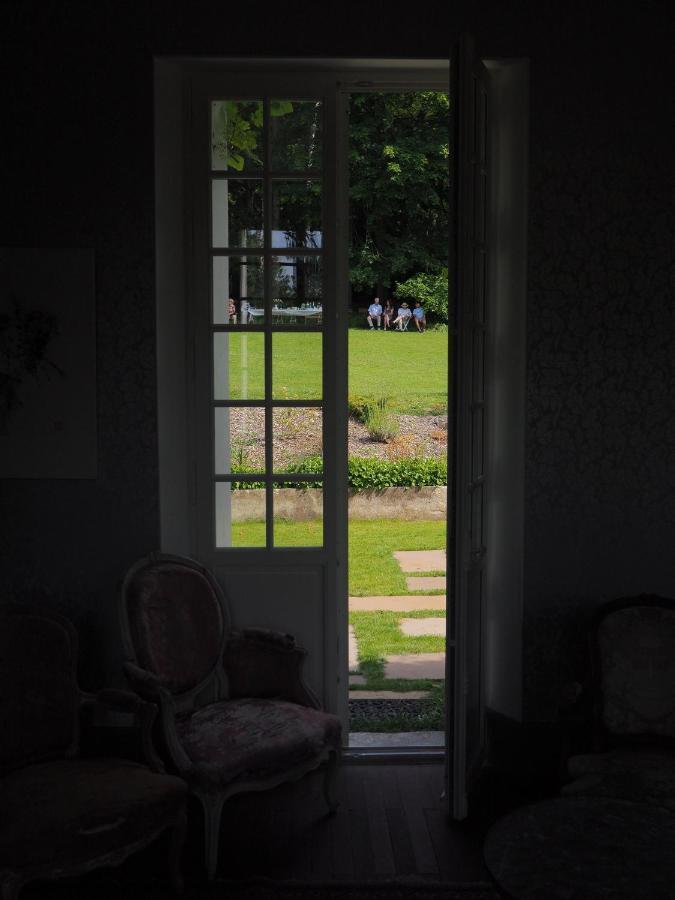 Bed & Breakfast - La Closerie De La Fuye Ballan-Mire Экстерьер фото